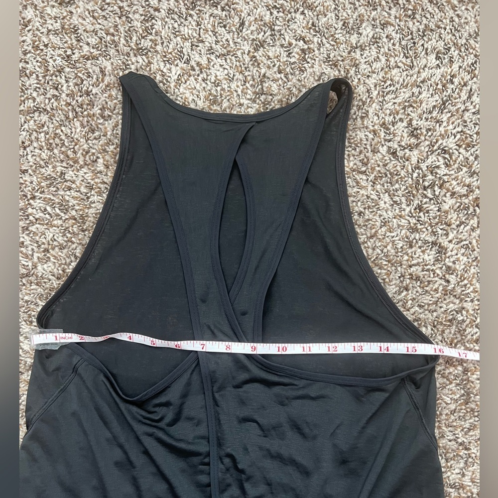 Lululemon Black Racerback Tank Top Split Back Lightweight Size Small (0705) - Picture 7 of 10
